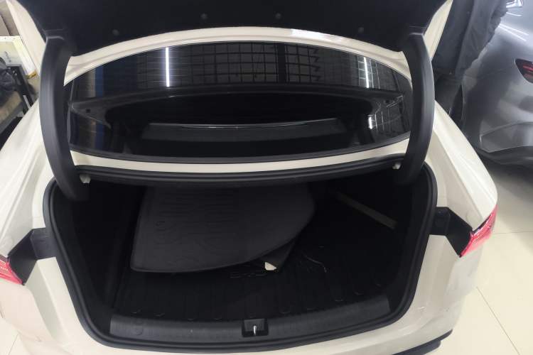 Used BYD Seal 06 New Energy 2025 DM-i Smart Drive 80KM Luxury Model
