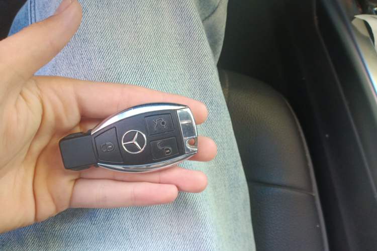 Used Mercedes-Benz E-Class 2015 E 260 L
