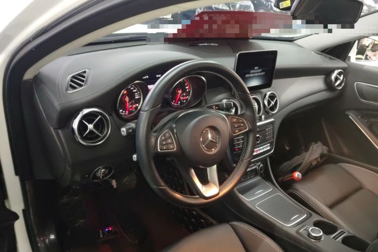 Used Mercedes-Benz GLA 2017 GLA 200 Fashion Model