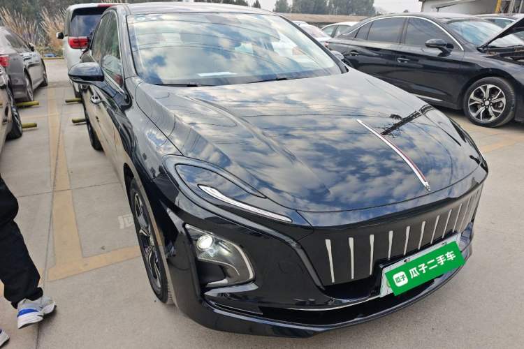 Used Hongqi E-QM5 2023 Revised Version Basic Travel Edition
