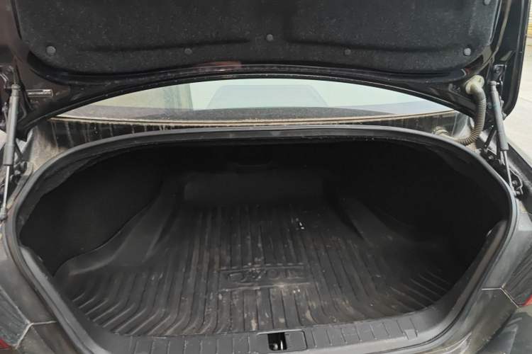 Used Infiniti Q70 2017 Q70L 2.5L Enjoyment Edition
