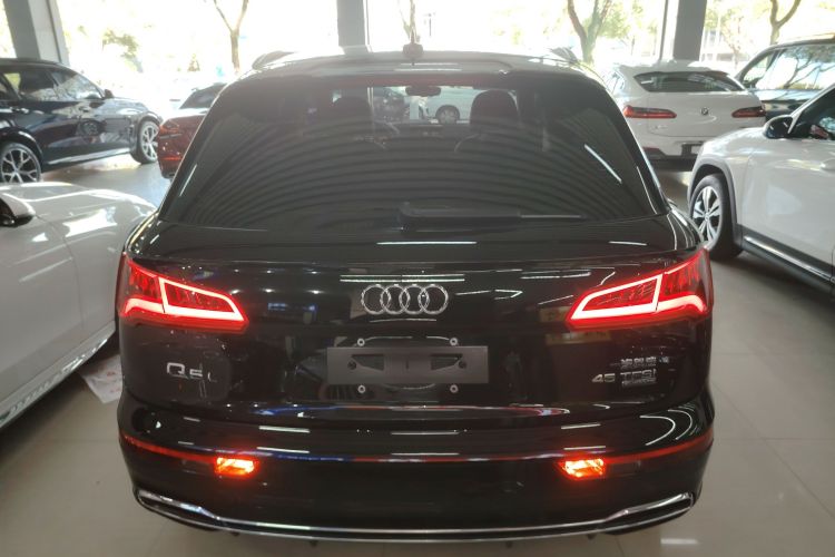 Used Audi Q5L 2020 45 TFSI Prestige Fashion Model
