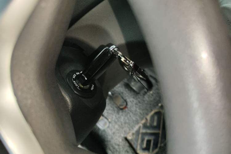 Used  Sunray 2021 2.0T 4-Series Star Express 6/7-Seater D20TCIF1
