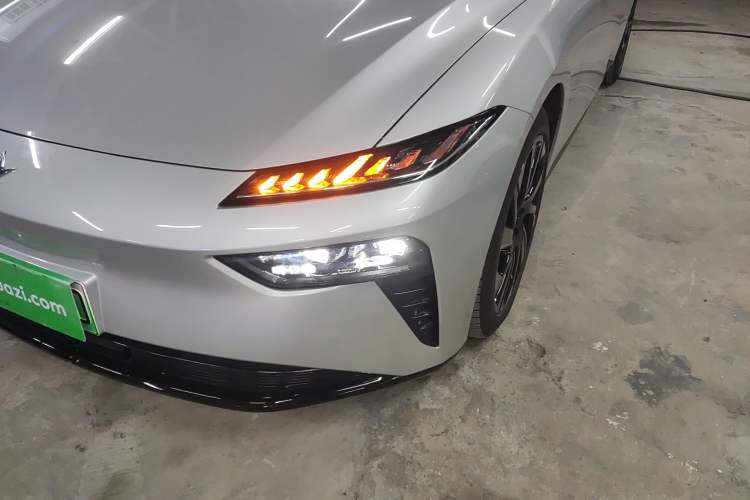 Used  eπ007 2024 530 Pro Version
