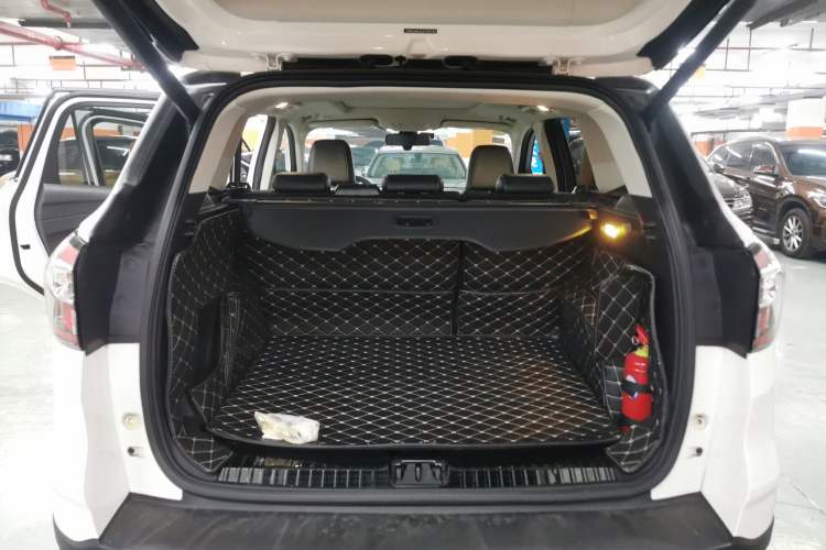 Used Ford Kuga 2019 EcoBoost 180 Two-Wheel-Drive Titanium Plus Model China V Standard
