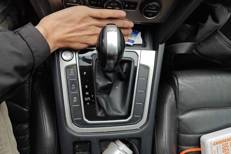 Used Volkswagen Variant 2017 380TSI Two-Wheel Drive Comfort Edition