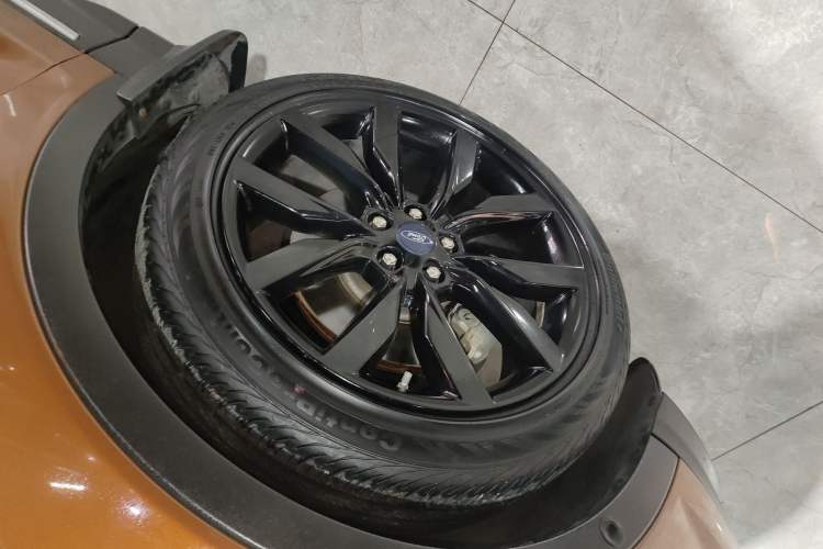 Used Ford Kuga 2017 EcoBoost 245 Four-Wheel-Drive Sport Model