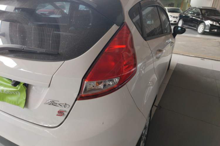 Used Ford Fiesta 2013 Hatchback 1.5L Automatic Fashion Edition