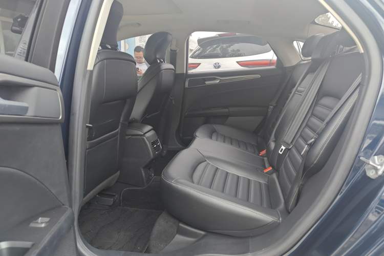 Used Ford Mondeo 2020 EcoBoost 200 Stylish Model
