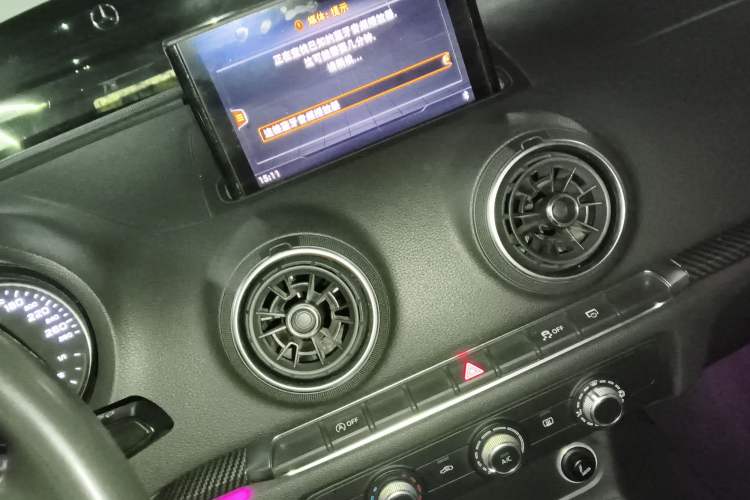 Used Audi A3 2020 Restyled Limousine 35 TFSI Ambition Version China VI
