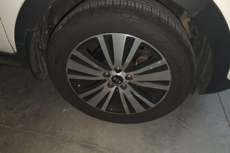 Used Kia Sportage R 2015 2.0L Automatic Two-Wheel Drive DLX Model