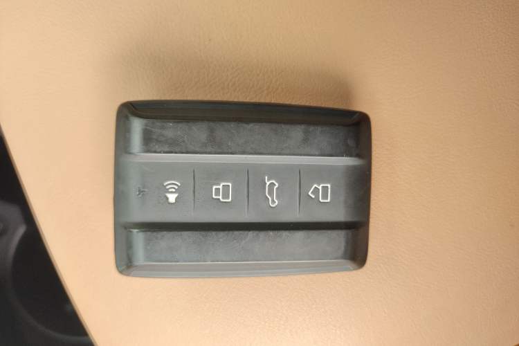 Used Tank 500 New Energy 2023 Hi4-T
