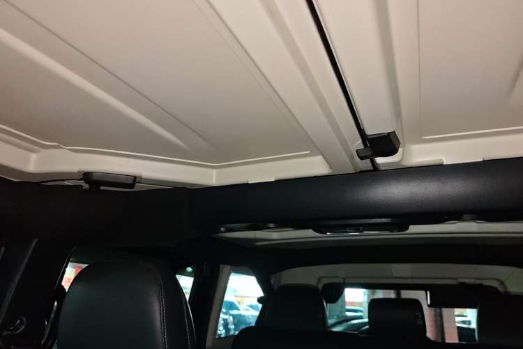 Used  BJ40 2016 40L 2.3T Automatic All-Wheel Drive Premium Edition
