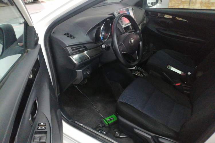 Used Toyota YARiS L 2017 1.5E CVT Dynamic Edition
