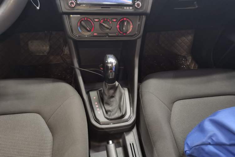 Used Volkswagen Jetta 2017 1.5L Automatic Fashion Model