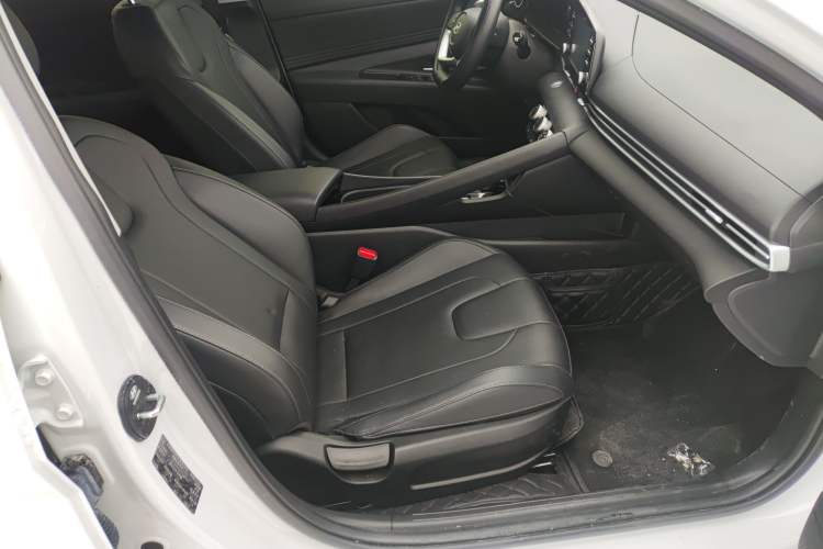 Used Hyundai Elantra 2023 1.5L CVT GLX Elite Edition