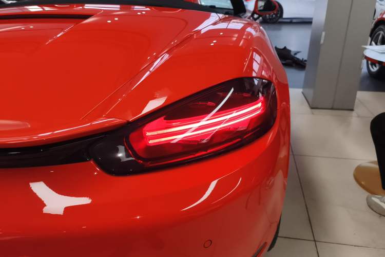 Used Porsche 718 2016 Boxster 2.0T
