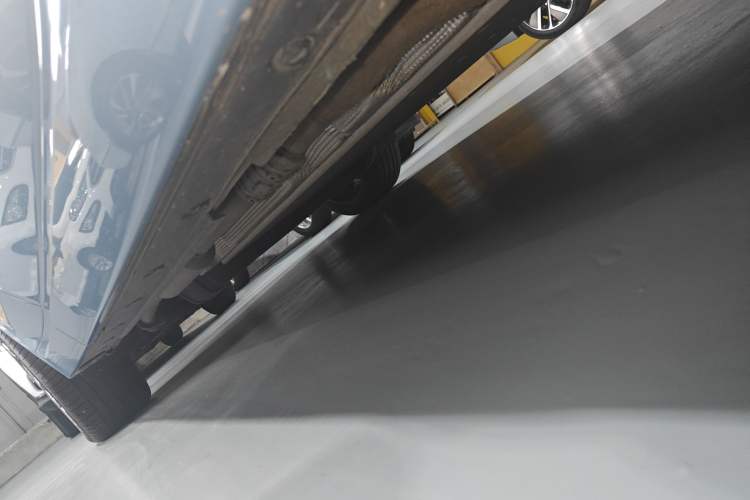 Used Li Auto L8 2024 Ultra Model
