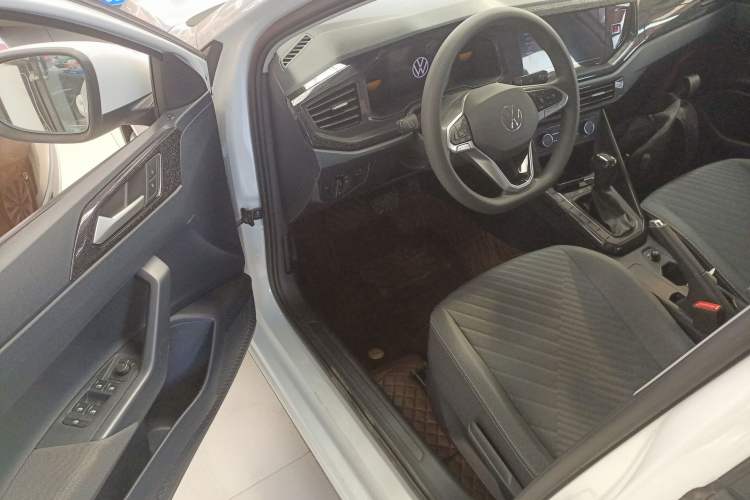 Used Volkswagen Lavida 2023 New Rui 1.5L Automatic New Yi Edition