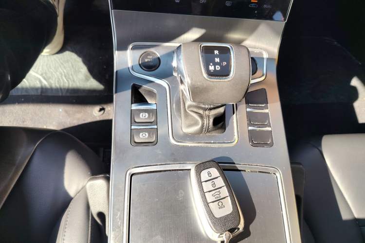 Used Hongqi H5 2022 Classic Model Facelift 1.5T DCT Qiyun Edition
