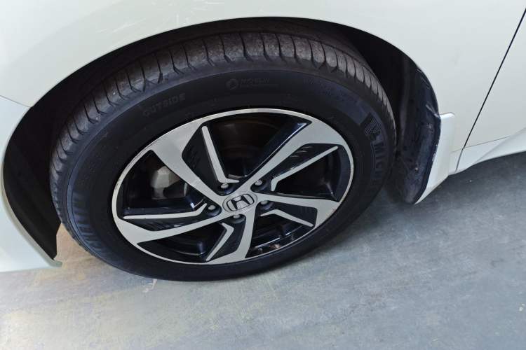 Used Honda Odyssey 2015 Revised Version 2.4L Supreme Edition
