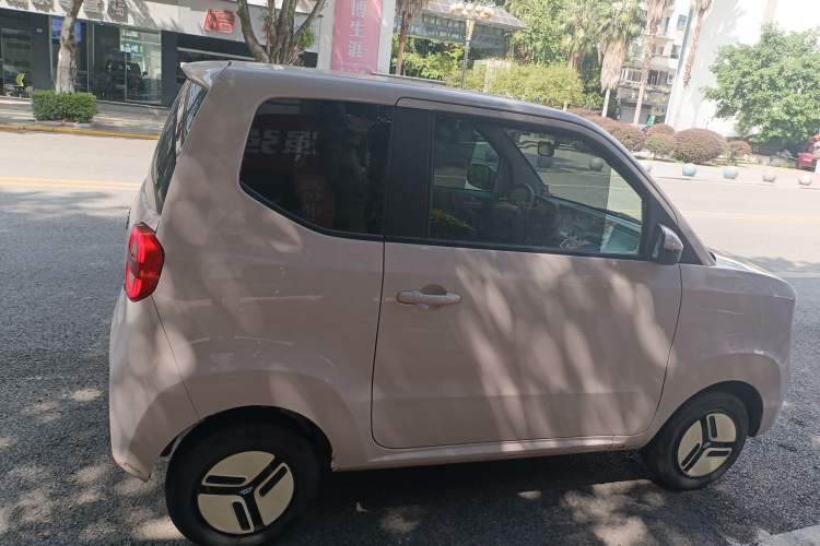 Used  uni 2022 Mildly Sweet Edition