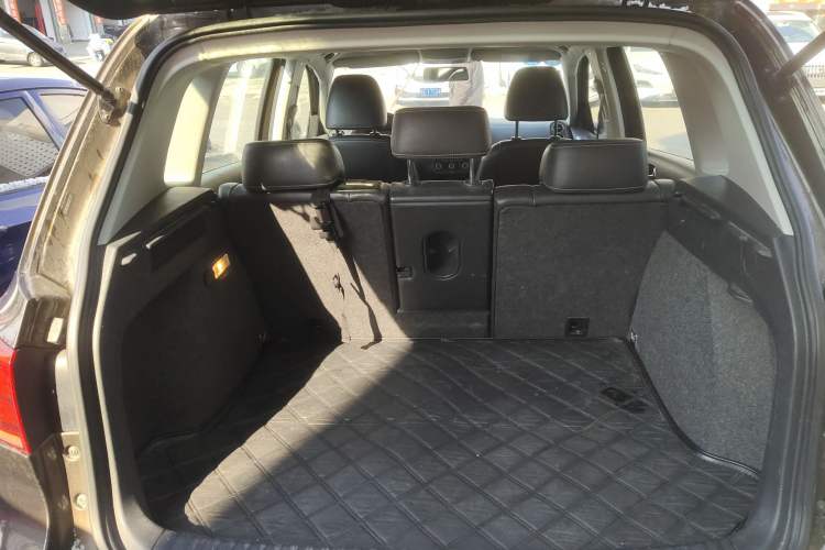 Used Volkswagen Tiguan 2016 280TSI Automatic Two-Wheel-Drive Silk Road Style Edition
