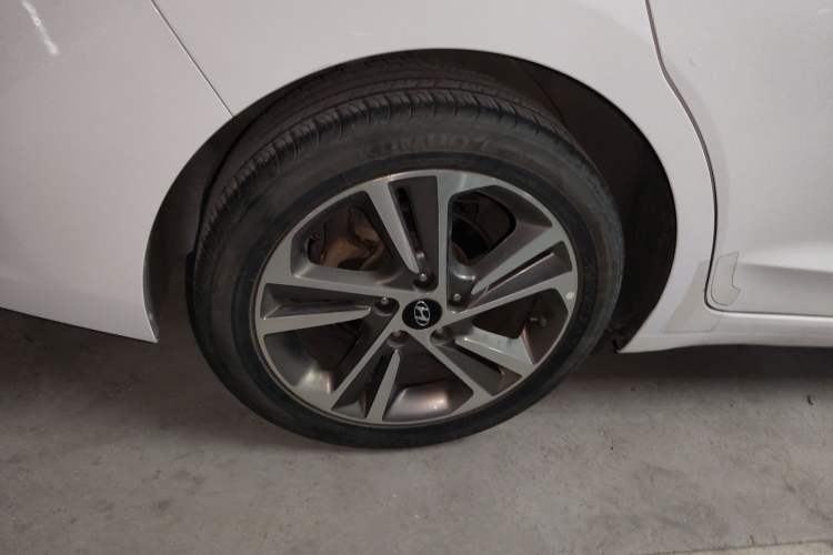 Used Hyundai Elantra 2016 1.6L Automatic ZhiXuan – Elite Version