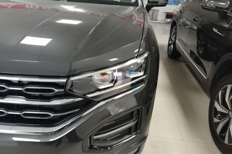 Used Volkswagen Tayron 2022 280TSI Two-Wheel Drive Luxury Smart Connectivity Version