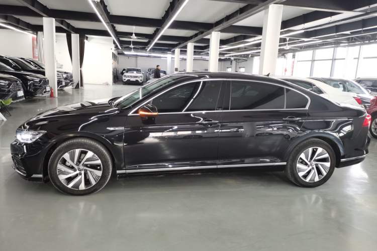 Used Volkswagen Magotan GTE Plug-in Hybrid 2022 GTE Luxury Model

