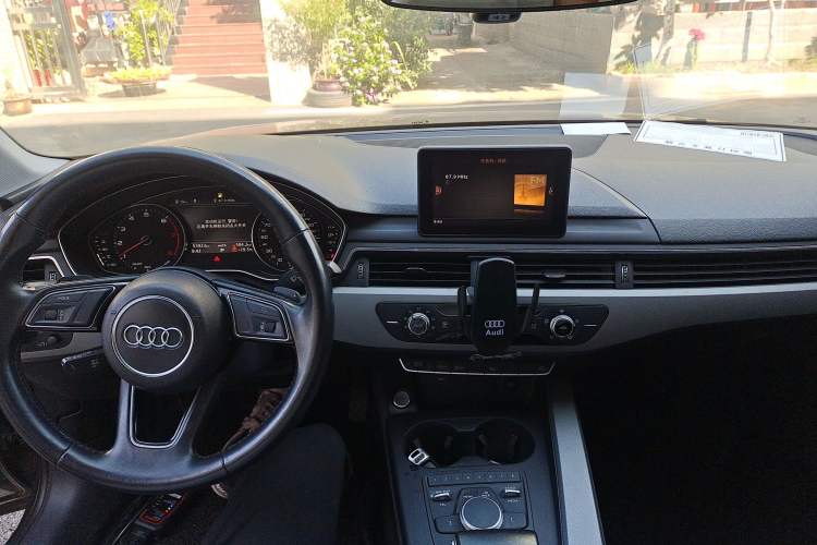 Used Audi A4L 2019 40 TFSI Ambition China VI
