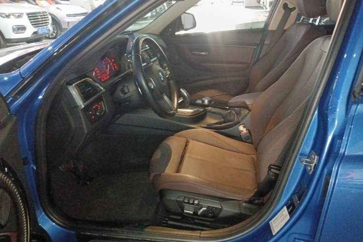 Used BMW 3 Series 2018 320Li Leading Model M Sport Package