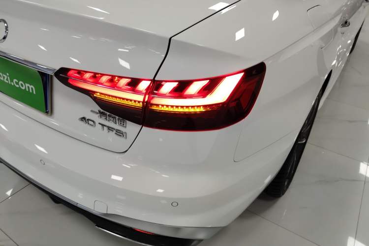 Used Audi A4L 2022 40 TFSI Fashion Dynamic Model
