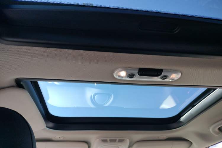 Used  MINI 2016 1.5T COOPER Five-Door Edition
