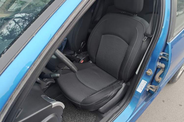 Used Peugeot 207 2011 Sedan 1.4L Manual Yule Edition