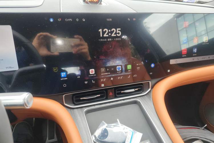 Used Hima AITO M9 2025 Extended-Range Ultra Version 52 kWh 6-Seater