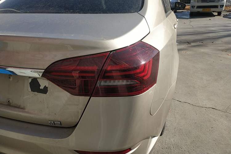 Used Geely Auto Emgrand 2021 UP 1.5L Manual Luxury Model
