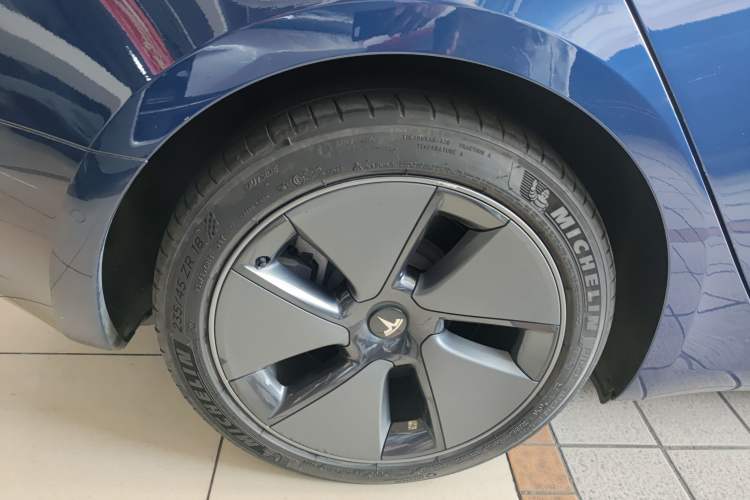 Used Tesla Model 3 2021 Standard Range Rear-Drive Upgraded Version
