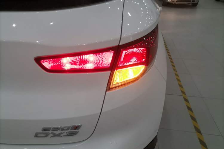 Used Soueast DX3 2016 1.5T CVT Prestige Edition