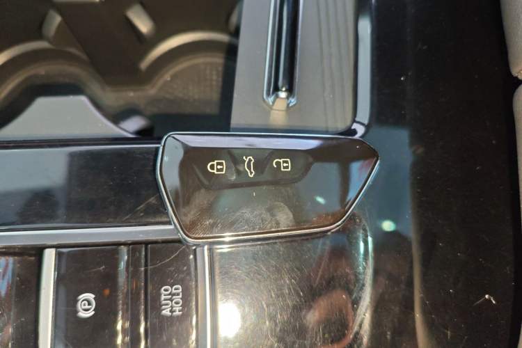 Used Volkswagen Teramont 2021 330TSI Two-Wheel-Drive Prestige Luxury Edition
