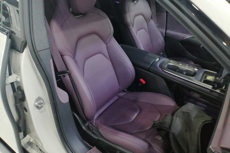 Used  SU7 2024 Rear-Drive Long-Range Intelligent Driving Version
