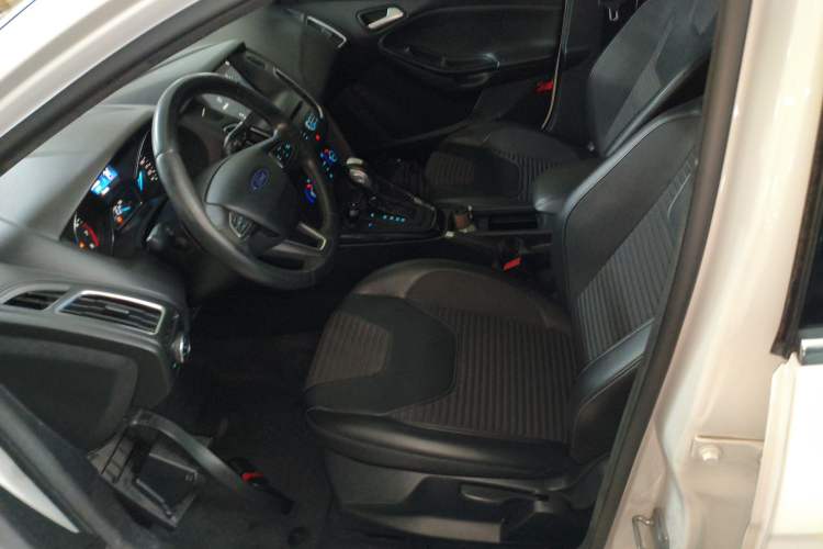 Used Ford Focus 2018 Hatchback Classic EcoBoost 180 Automatic Elite Model
