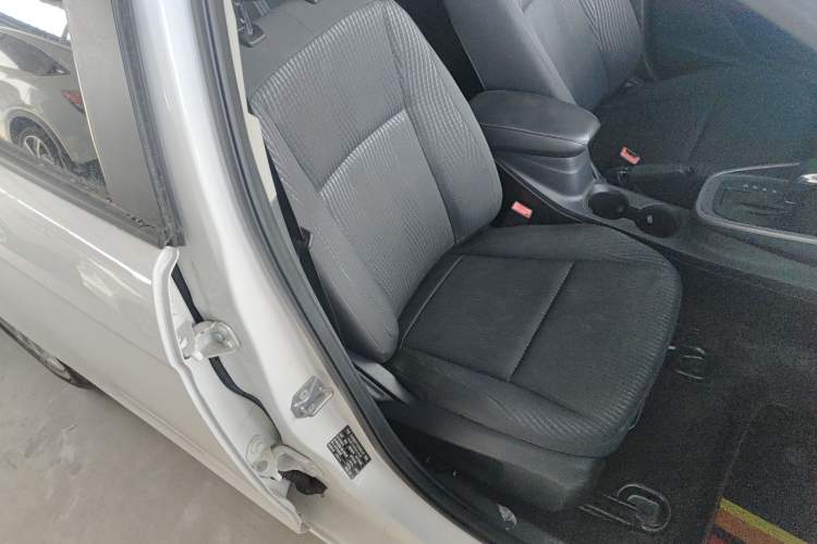 Used Ford Escort 2019 Revised 1.5L Automatic ZhiXiang Version (Tire Pressure Monitoring) China VI Standard