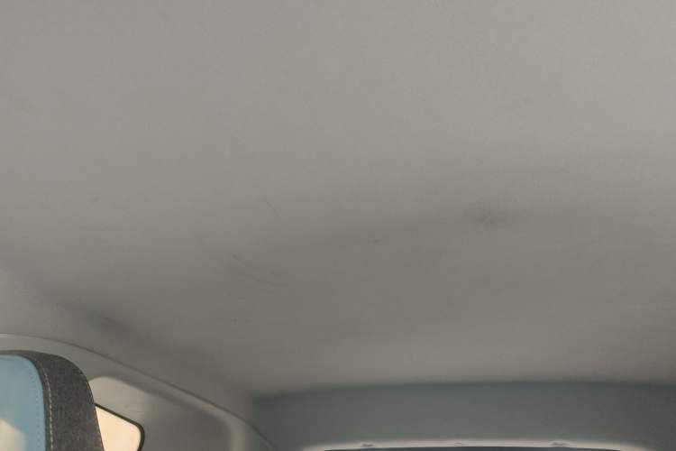 Used Chery Little Ant 2022 Sweet Pink Edition Half-Sugar Version Lithium Iron Phosphate 29.2 kWh 30 kW 301 km