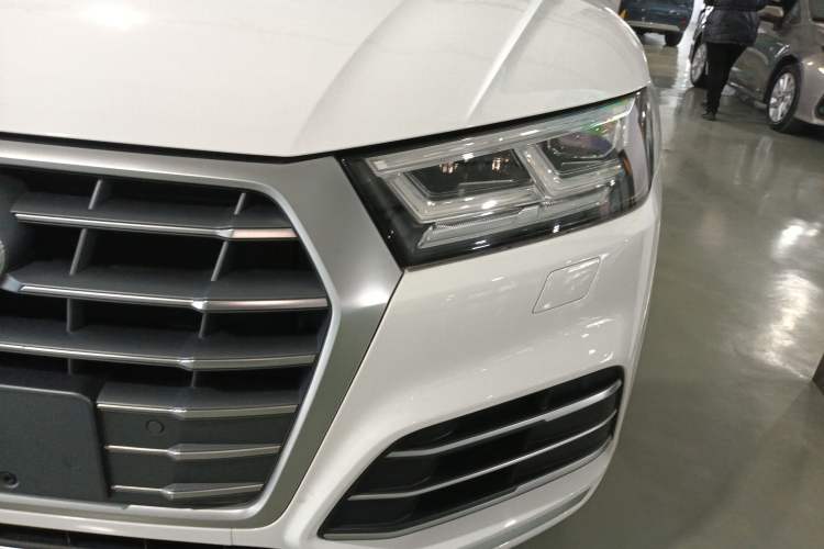 Used Audi Q5L 2020 Updated 40 TFSI Prestige Fashion Edition
