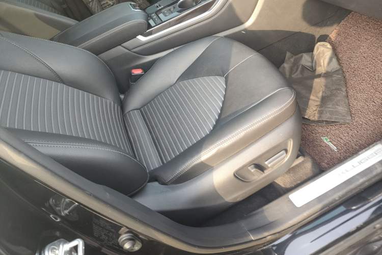 Used Toyota Crown Kluger 2022 2.5L HEV Four-Wheel Drive Luxury Edition
