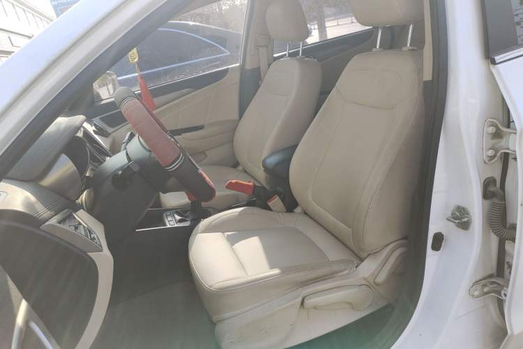 Used Changan Eado 2016 1.6L Manual Fashion Edition