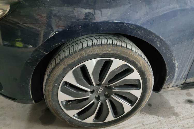 Used Hima AITO M5 2022 Extended-Range Four-Wheel Drive Performance Version
