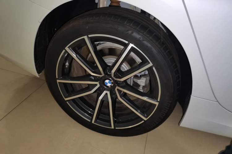 Used BMW 3 Series 2025 325Li M Sport Package
