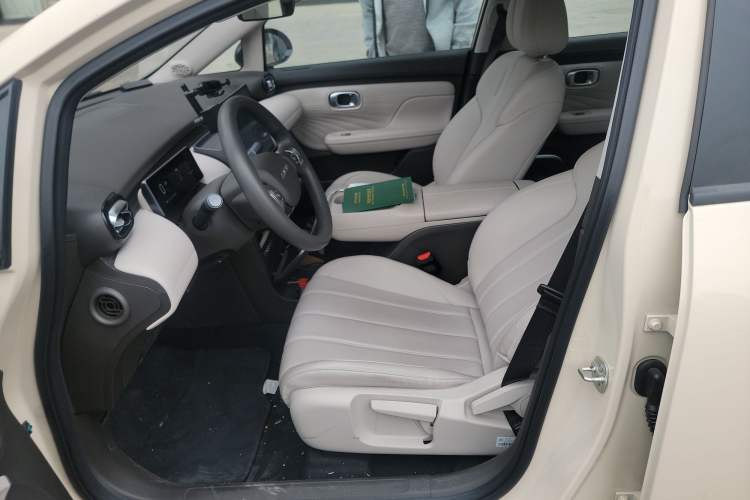 Used AION UT 2025 420 Smart Edition
